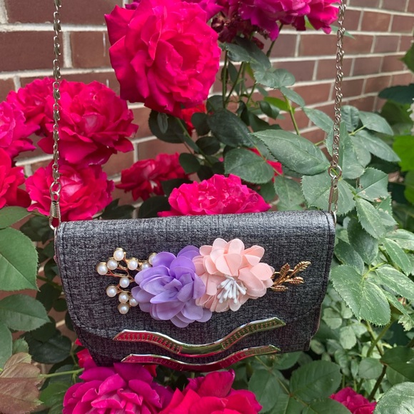 Floral mini purse - Picture 7 of 8